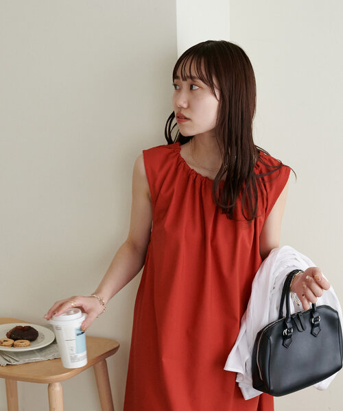 Discoat ワンピース 「新色追加!/WEB限定」衿ギャザーノースリワンピース - 画像 (9)