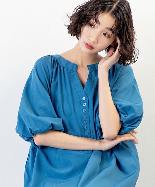 MILLION CARATS ワンピース 着映えとリラックスを両立!ふんわり袖×落ち感で魅せる、大人の抜け感ワンピース - 画像 (4)