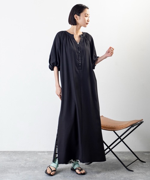 MILLION CARATS ワンピース 着映えとリラックスを両立!ふんわり袖×落ち感で魅せる、大人の抜け感ワンピース - 画像 (9)