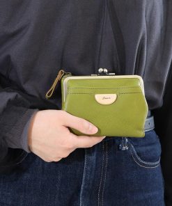 Dakota 3点ノベルティ付 ダコタ 二つ折り財布 アーブル がま口 0031361 レザー 本革 牛革 正規品 ギフト 天然木 akz015